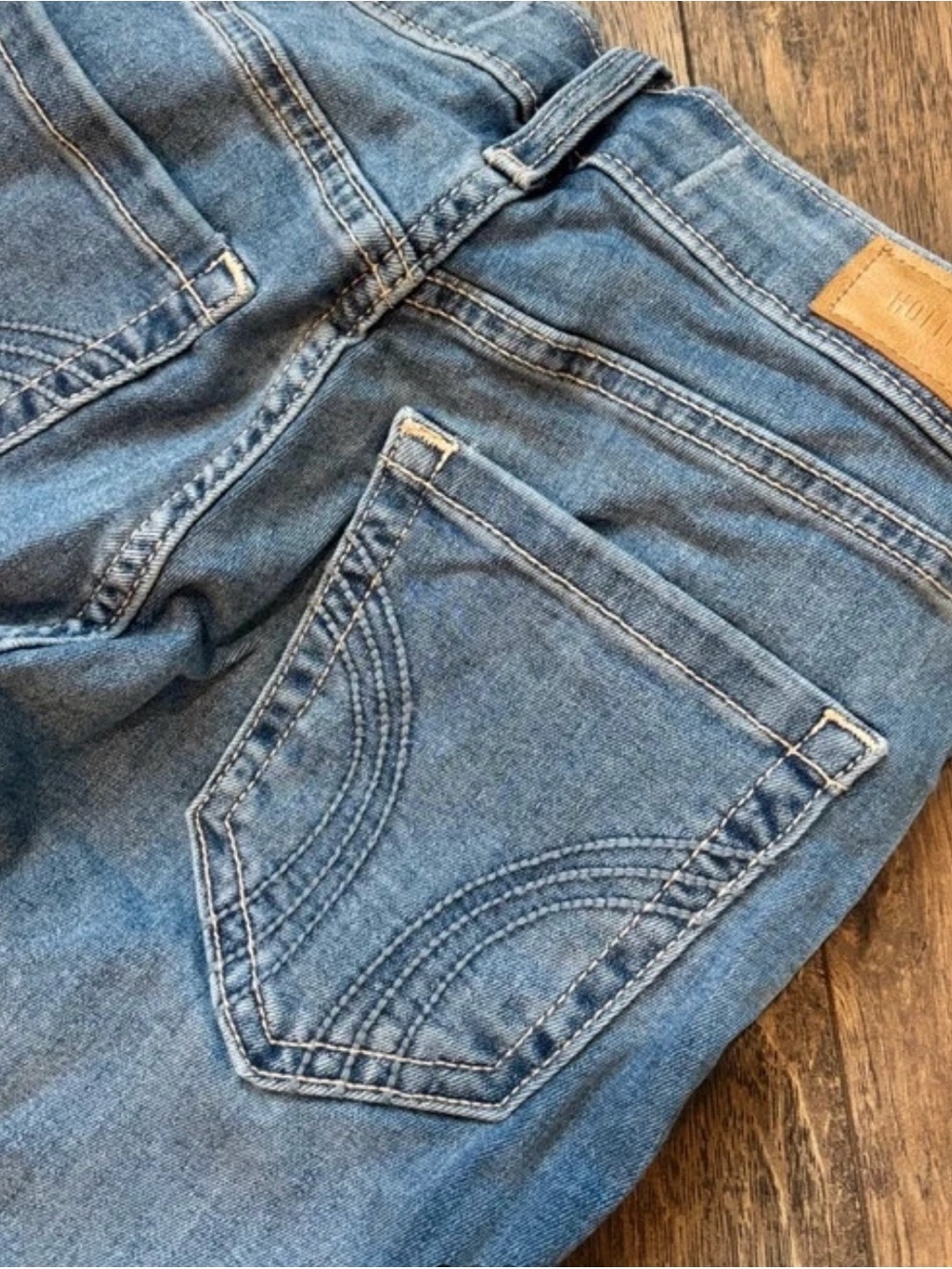Hollister High Rise Super Skinny size 25 OShort